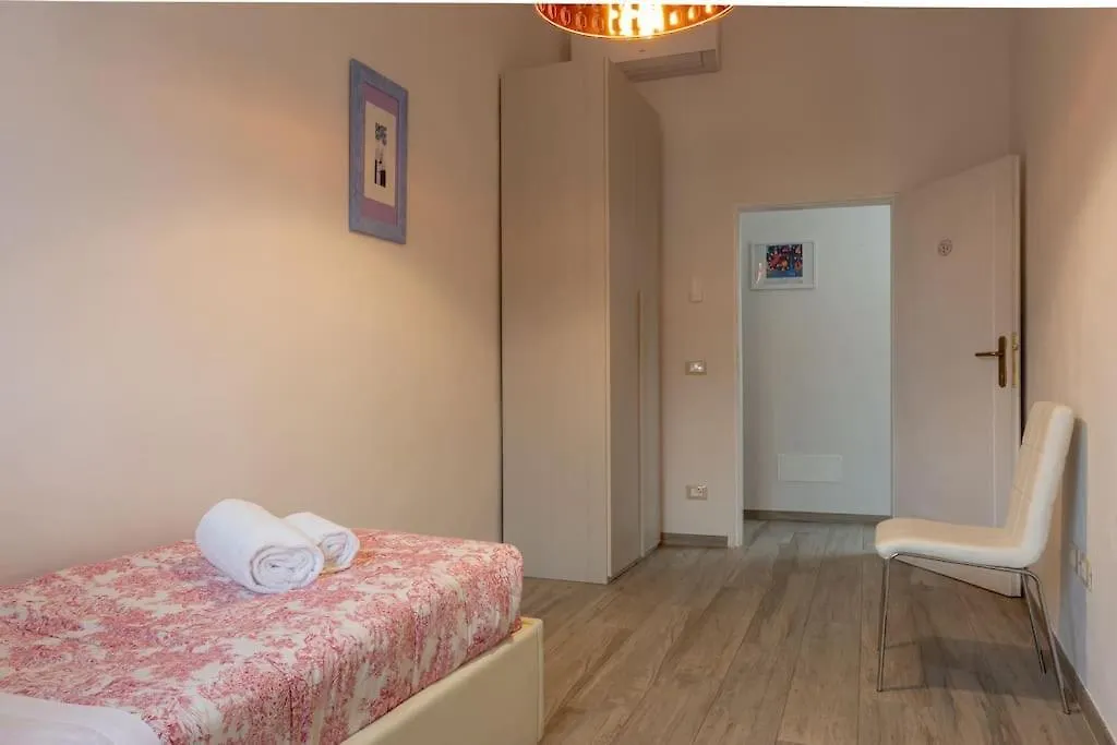 San Remigio 4 Bedrooms Apartment 佛罗伦萨