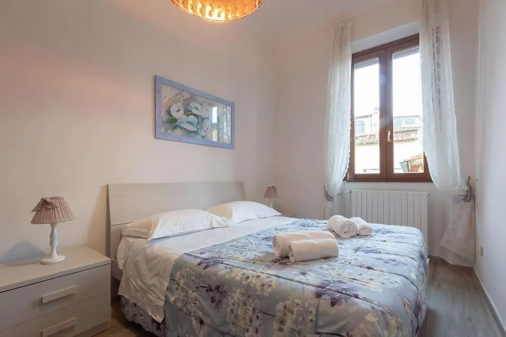 San Remigio 4 Bedrooms Apartment Florencie